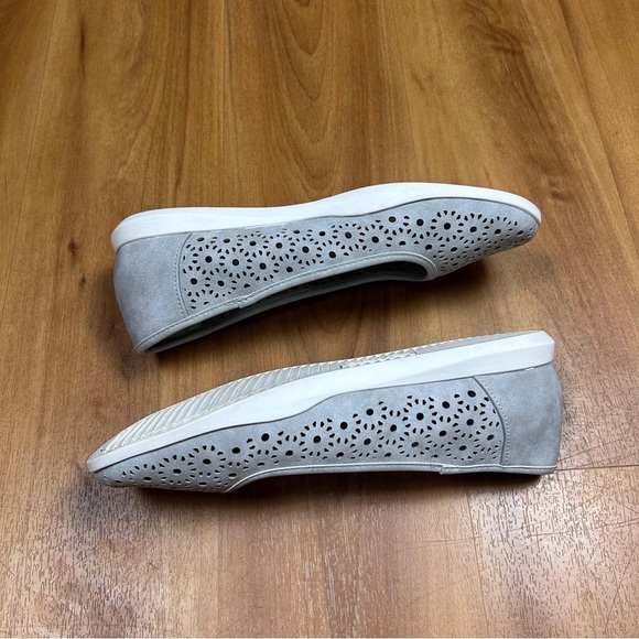 Cliffs by WHITE MOUNTAIN Gray Slip-On Loafers with Perforated Design - Picture 7 of 15